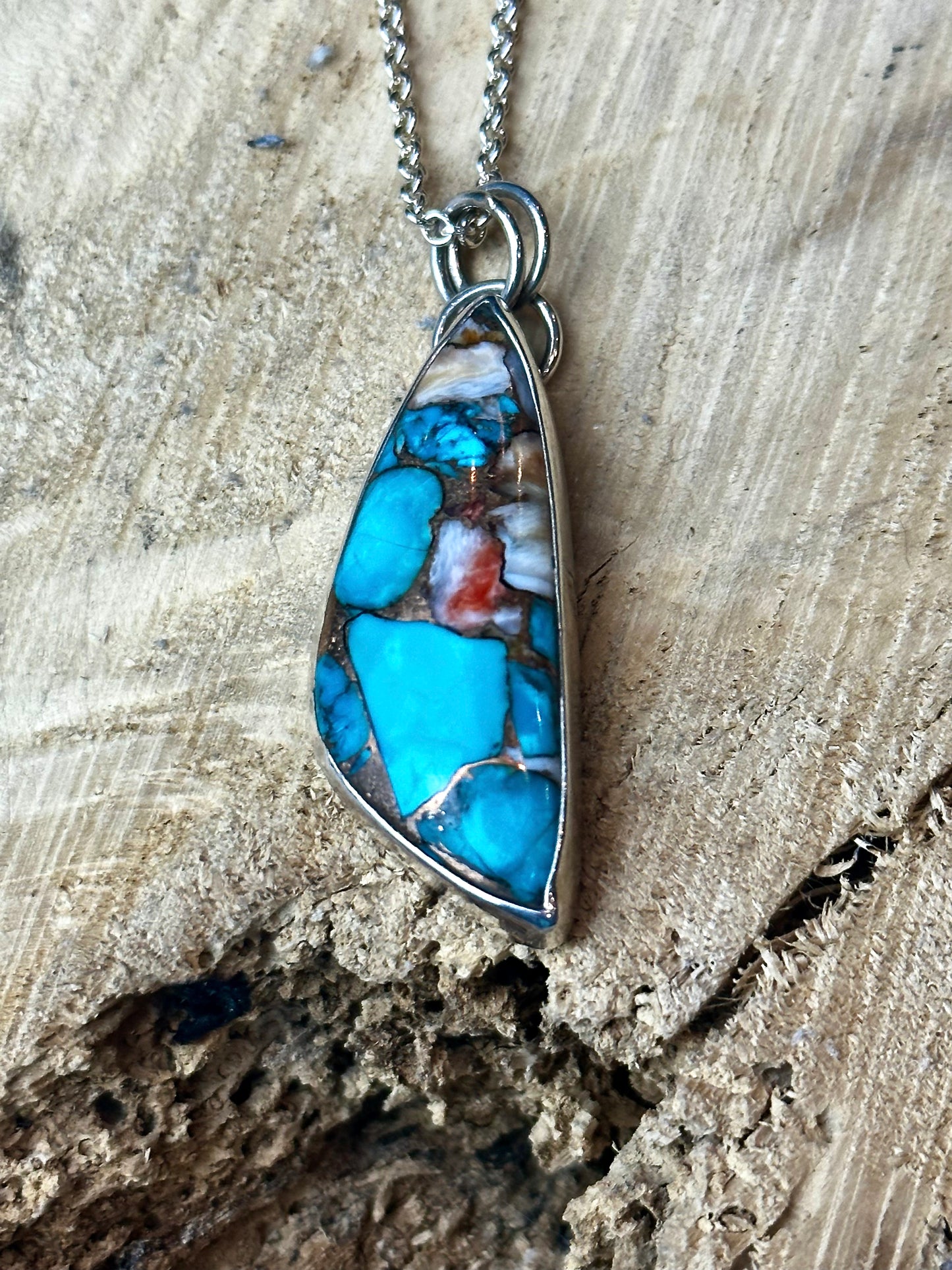 Spiny Oyster Shell & Kingman TQ pendant with Chain