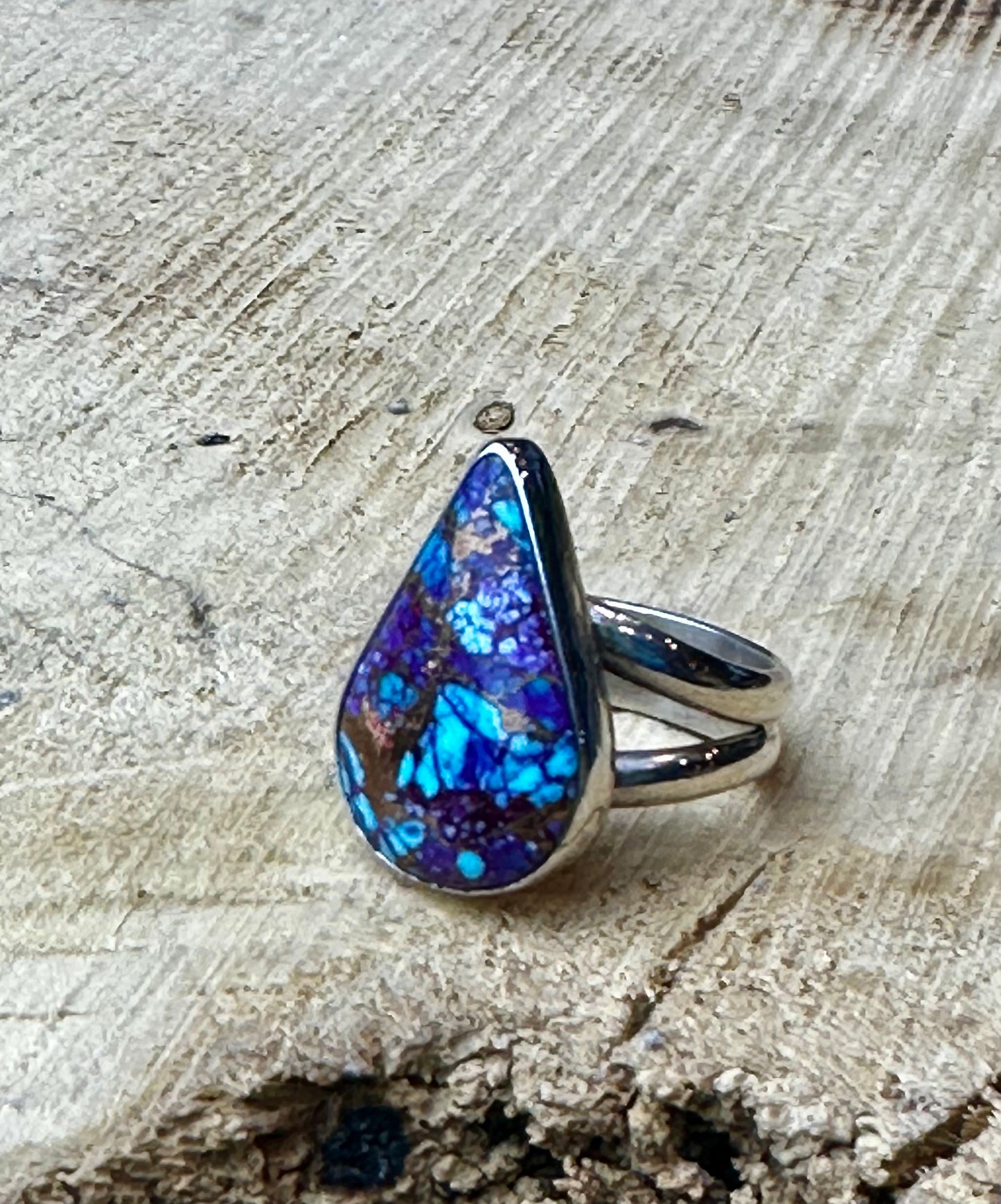 Purple Mohave Tear Drop Double Band Ring